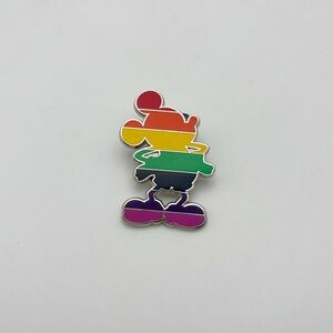 2016 Disney rainbow Mickey pin